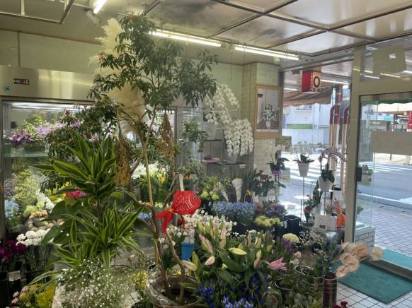 「川名花店」　（新潟県新潟市秋葉区）の花屋店舗写真2